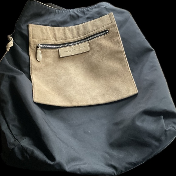 BALENCIAGA vintage "STRIKE HOLD" Hobo Bag in pristine condition. - Picture 15 of 16